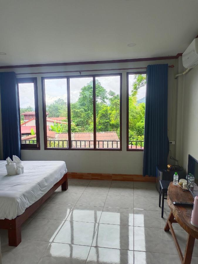 Vang Vieng Champa Hotel エクステリア 写真