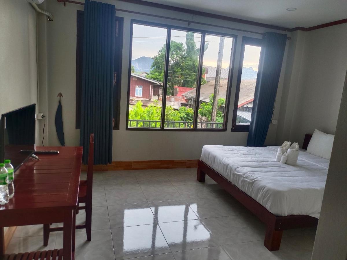 Vang Vieng Champa Hotel エクステリア 写真