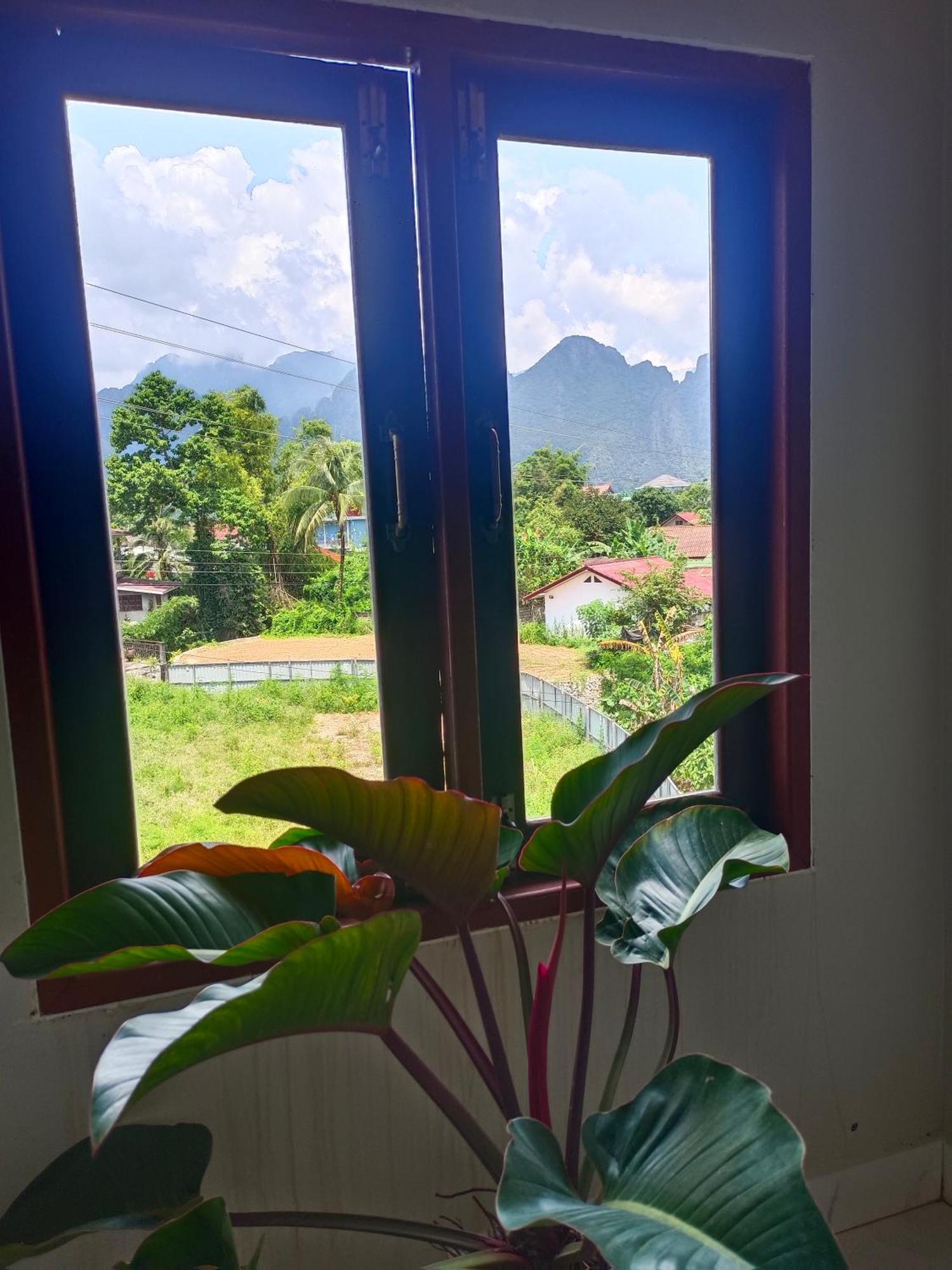 Vang Vieng Champa Hotel エクステリア 写真