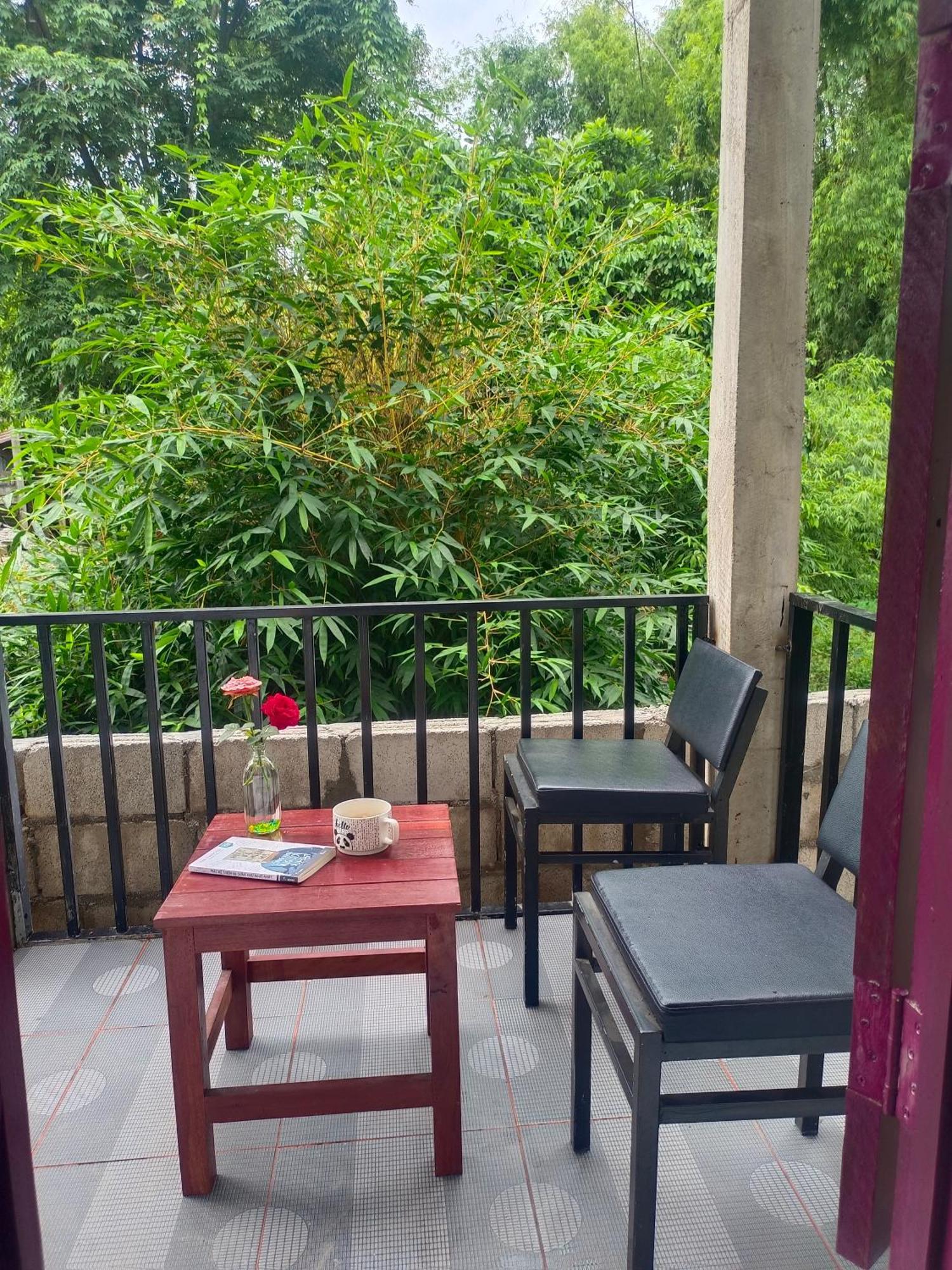 Vang Vieng Champa Hotel エクステリア 写真