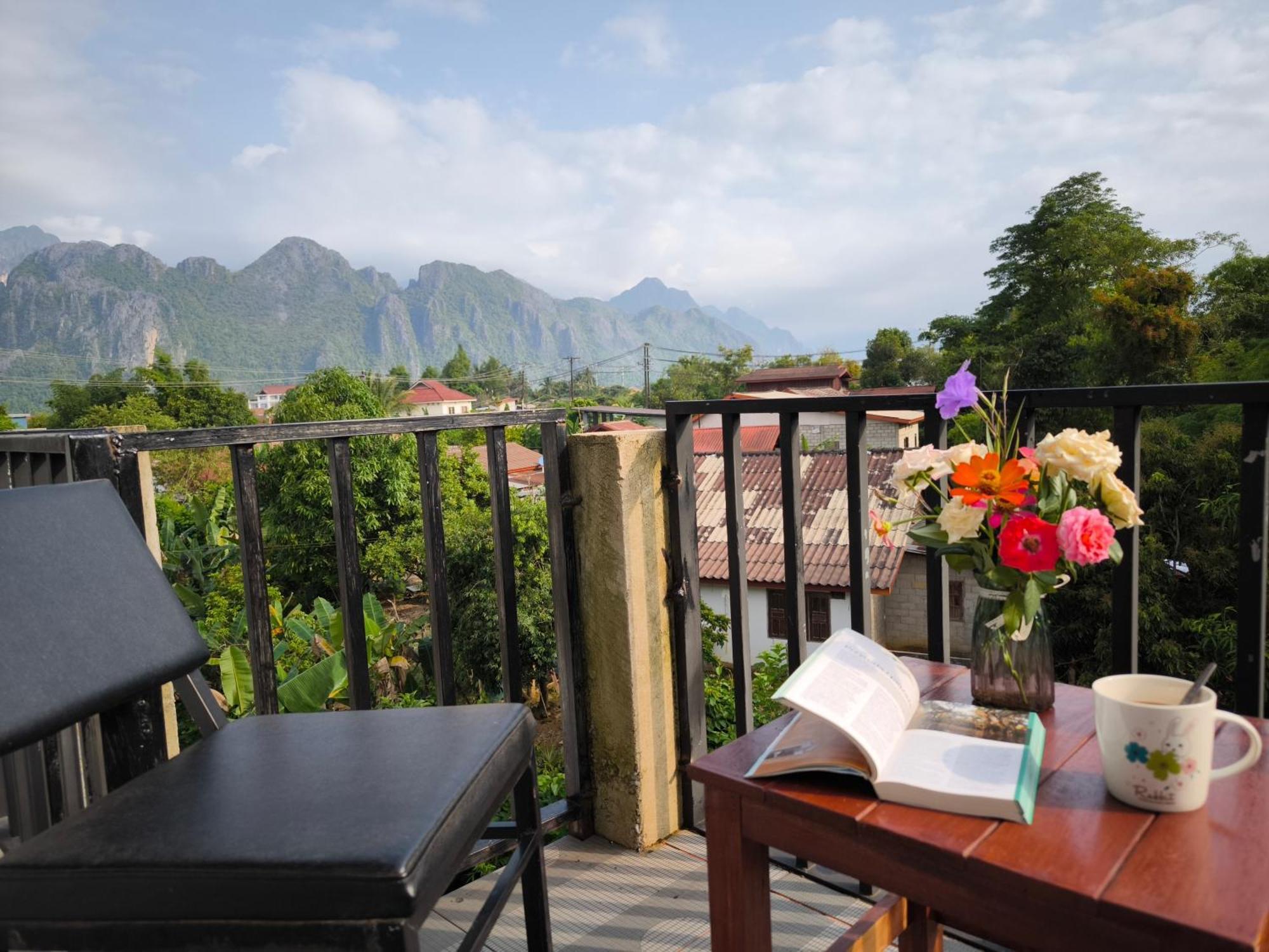 Vang Vieng Champa Hotel エクステリア 写真